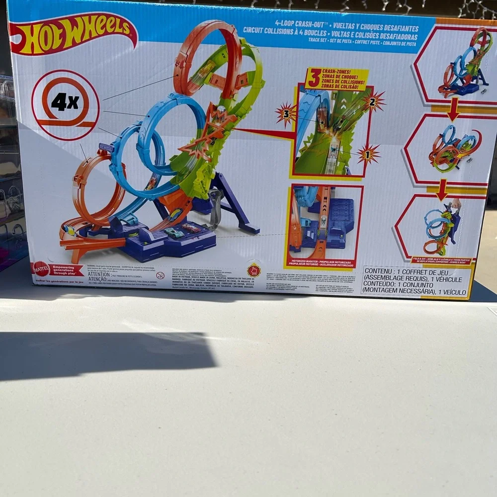 Hot Wheels Stunt Tracks 4-Loop Crash-Out Playset - Blue/Orange/Green - Picture 2 of 2